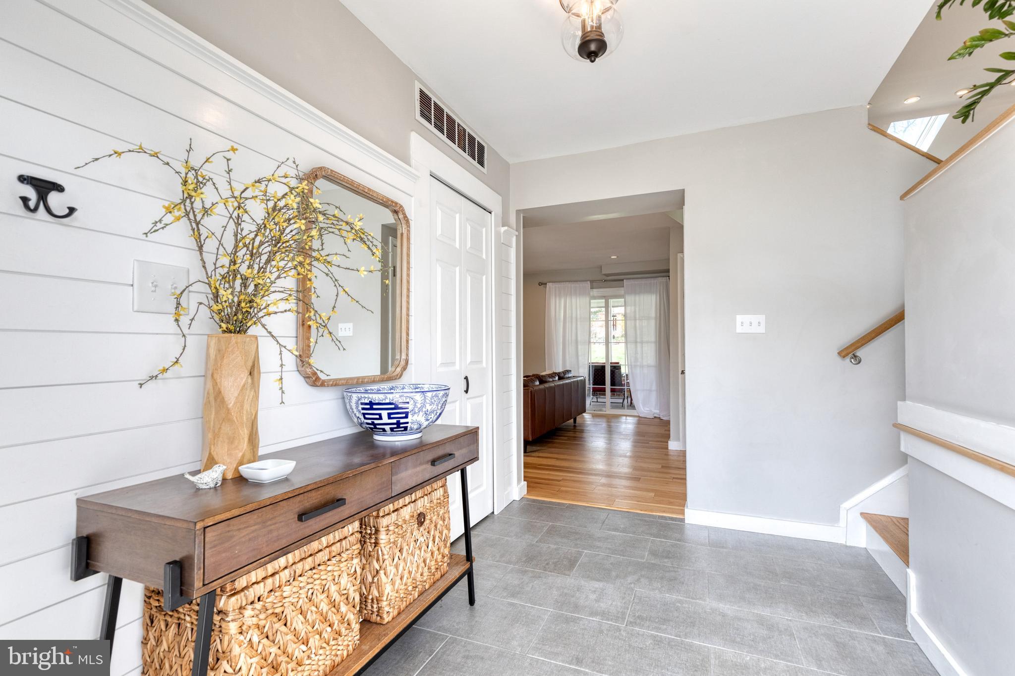 1012 Breezewick Road Towson, MD 21286 - Photo 3 of 38