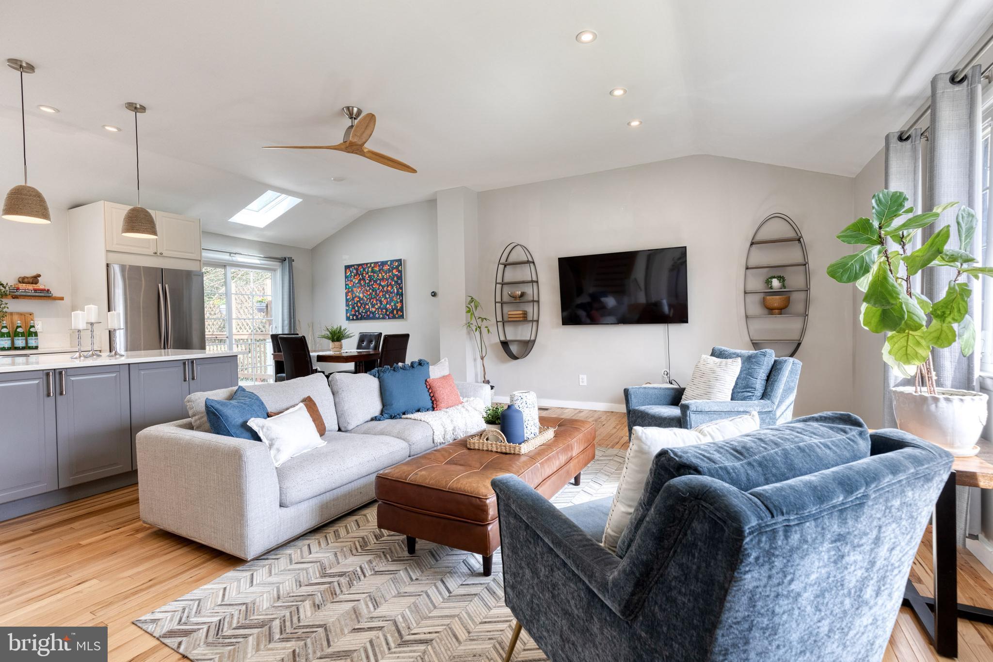 1012 Breezewick Road Towson, MD 21286 - Photo 6 of 38