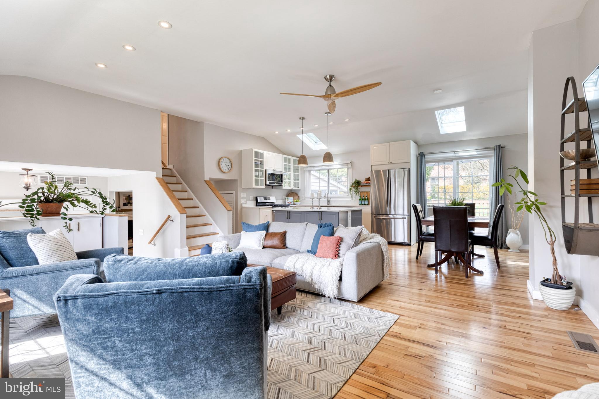 1012 Breezewick Road Towson, MD 21286 - Photo 8 of 38