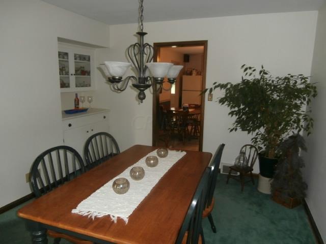 204 North Edgewood Road Mount Vernon, OH 43050 - Photo 11 of 48