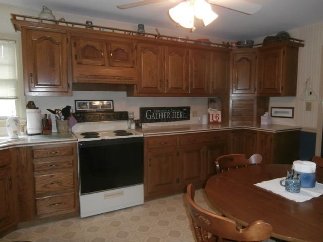 204 North Edgewood Road Mount Vernon, OH 43050 - Photo 12 of 48