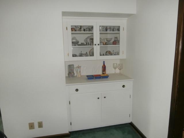 204 North Edgewood Road Mount Vernon, OH 43050 - Photo 14 of 48