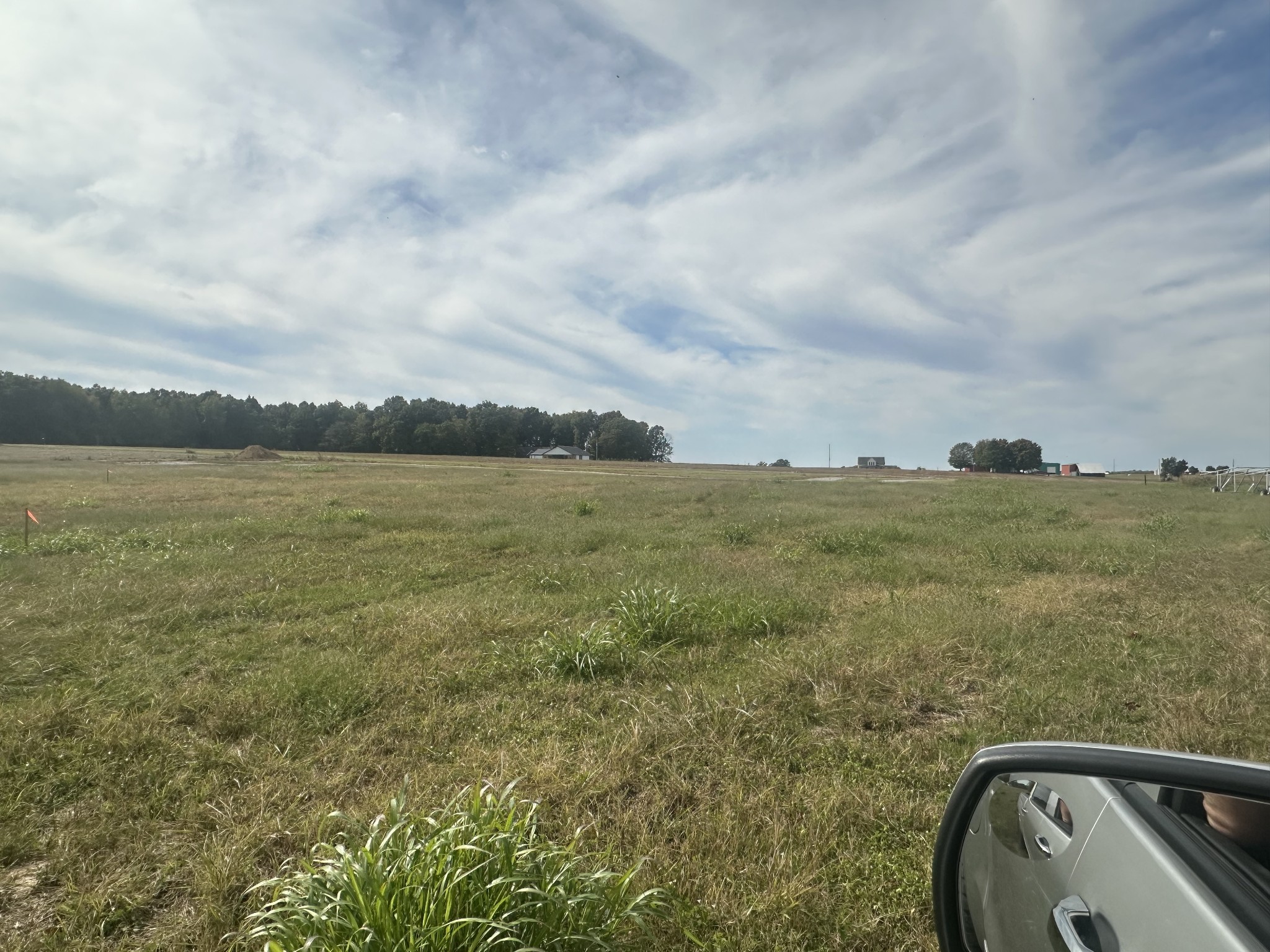 0 North Pitt Road Springfield, TN 37172 - Photo 5 of 7 a view of a lake with a city