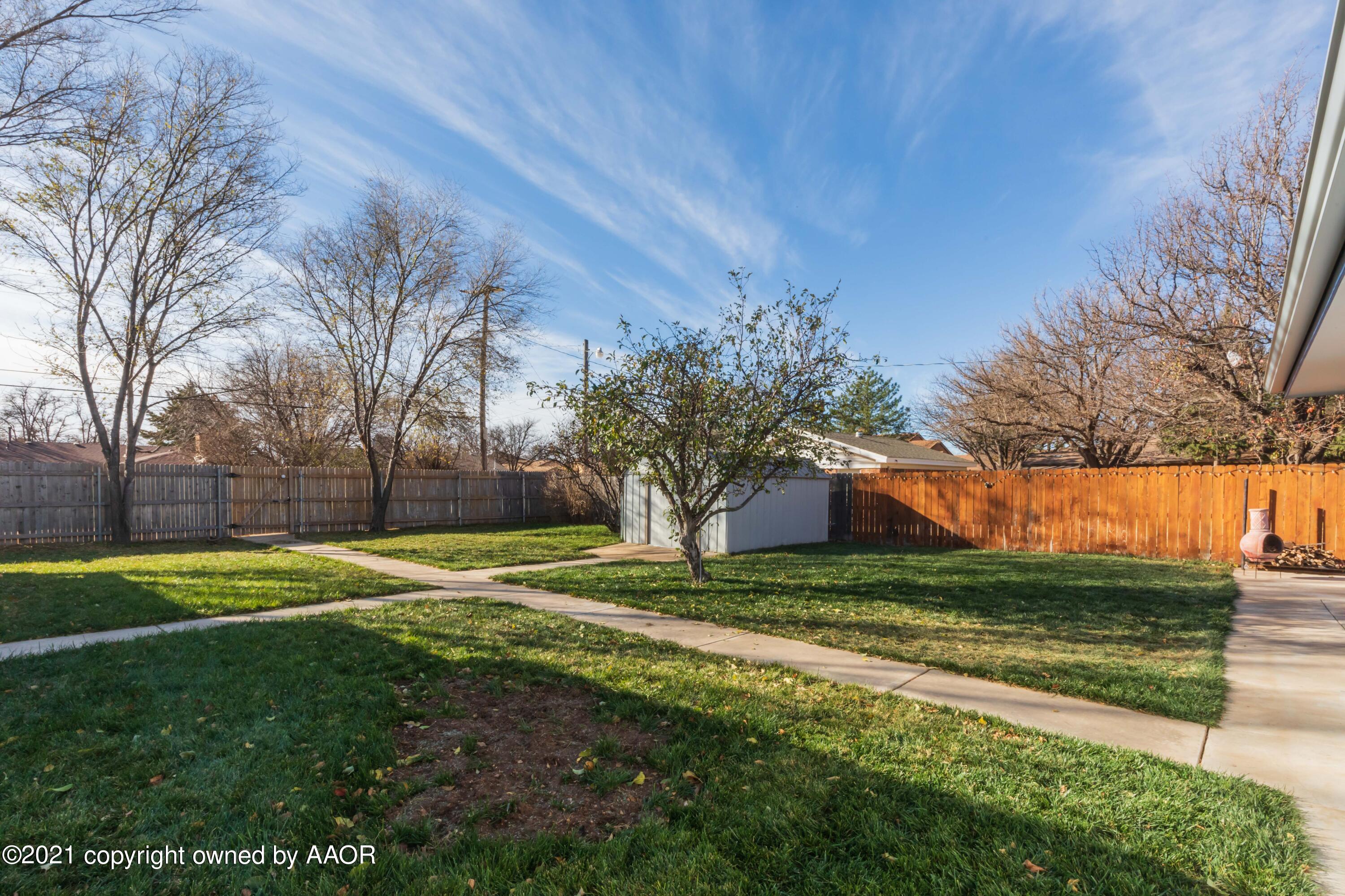 5519 Randolph Road Amarillo, TX 79106 - Photo 4 of 14 BACKYARD VIEW 1