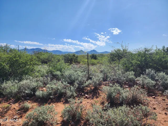 $36,000 | Lot 4 East Willys Run Road, Bisbee, AZ 85603