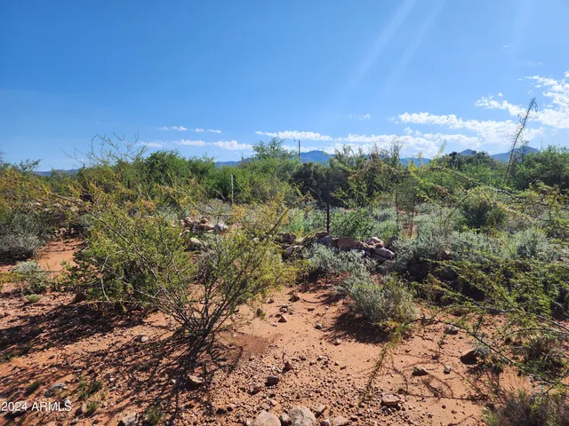 $36,000 | Lot 4 East Willys Run Road, Bisbee, AZ 85603