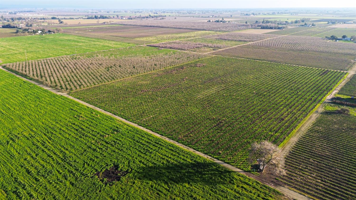 a view of a tennis court