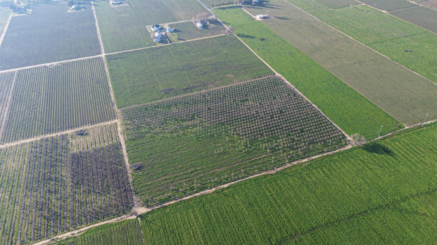 15910 North Locust Tree Road Lodi, CA 95240 - Photo 9 of 24 a view of a balcony