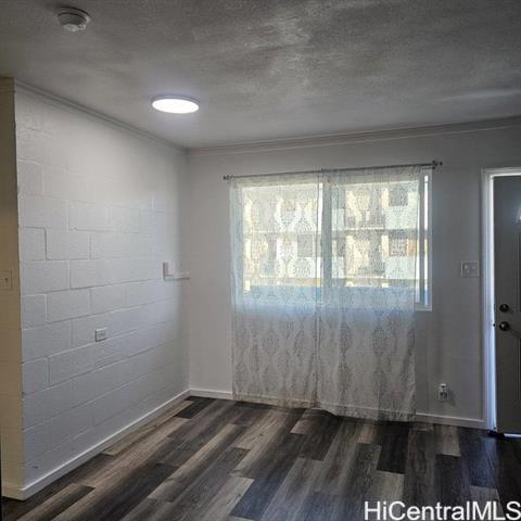 94-249 Waikele Road, Unit B214 Waipahu, HI 96797 - Photo 4 of 9