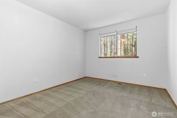 $3,700 | 6980 Northeast Dolphin Drive, Bainbridge Island, WA 98110