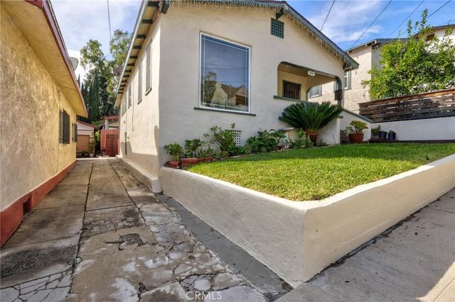 $950,000 | 1616 Armitage Street, Los Angeles, CA 90026