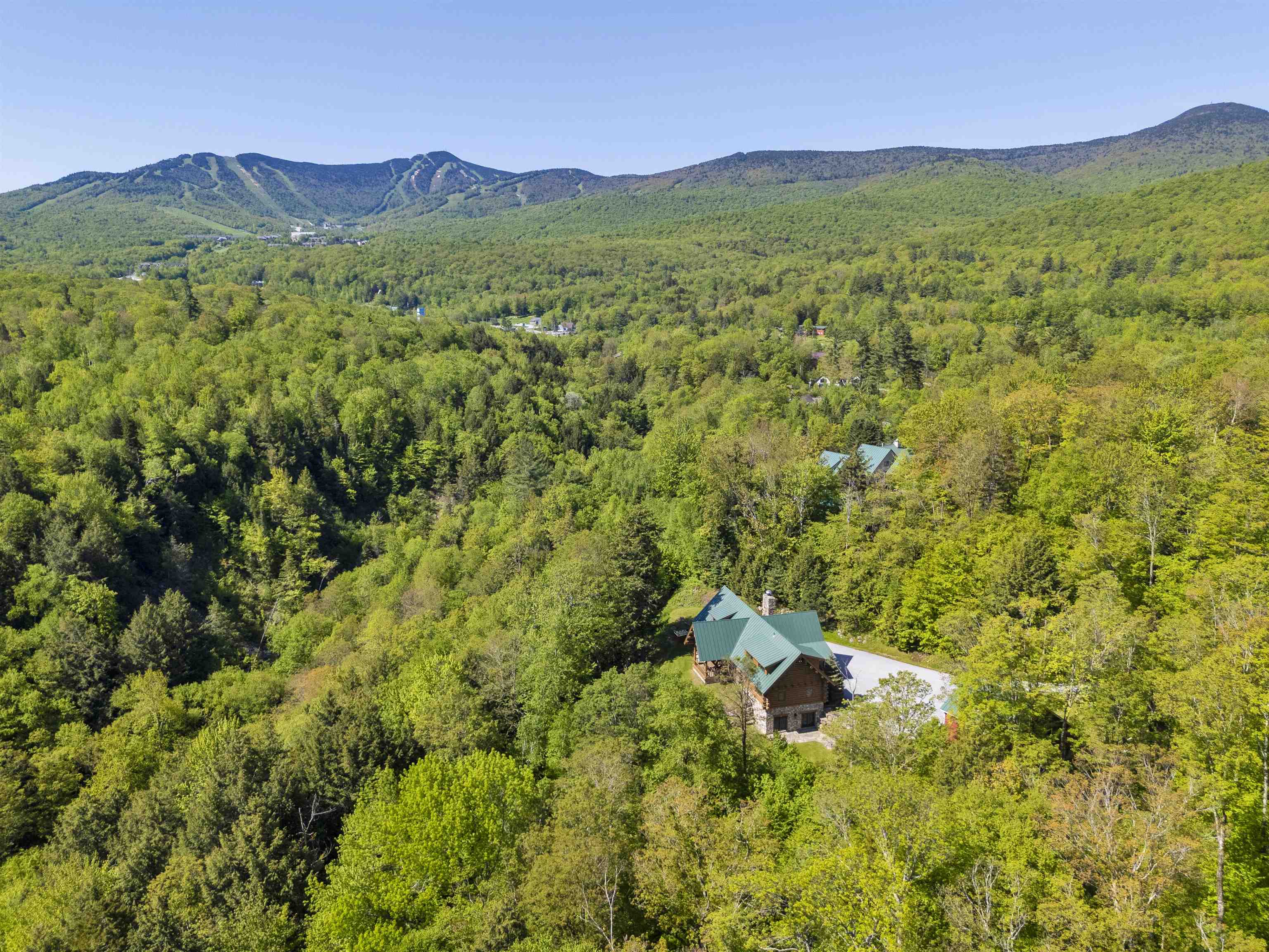 695 Tanglewood Drive Killington, VT 05751 - Photo 11 of 48 Gallery Image 11