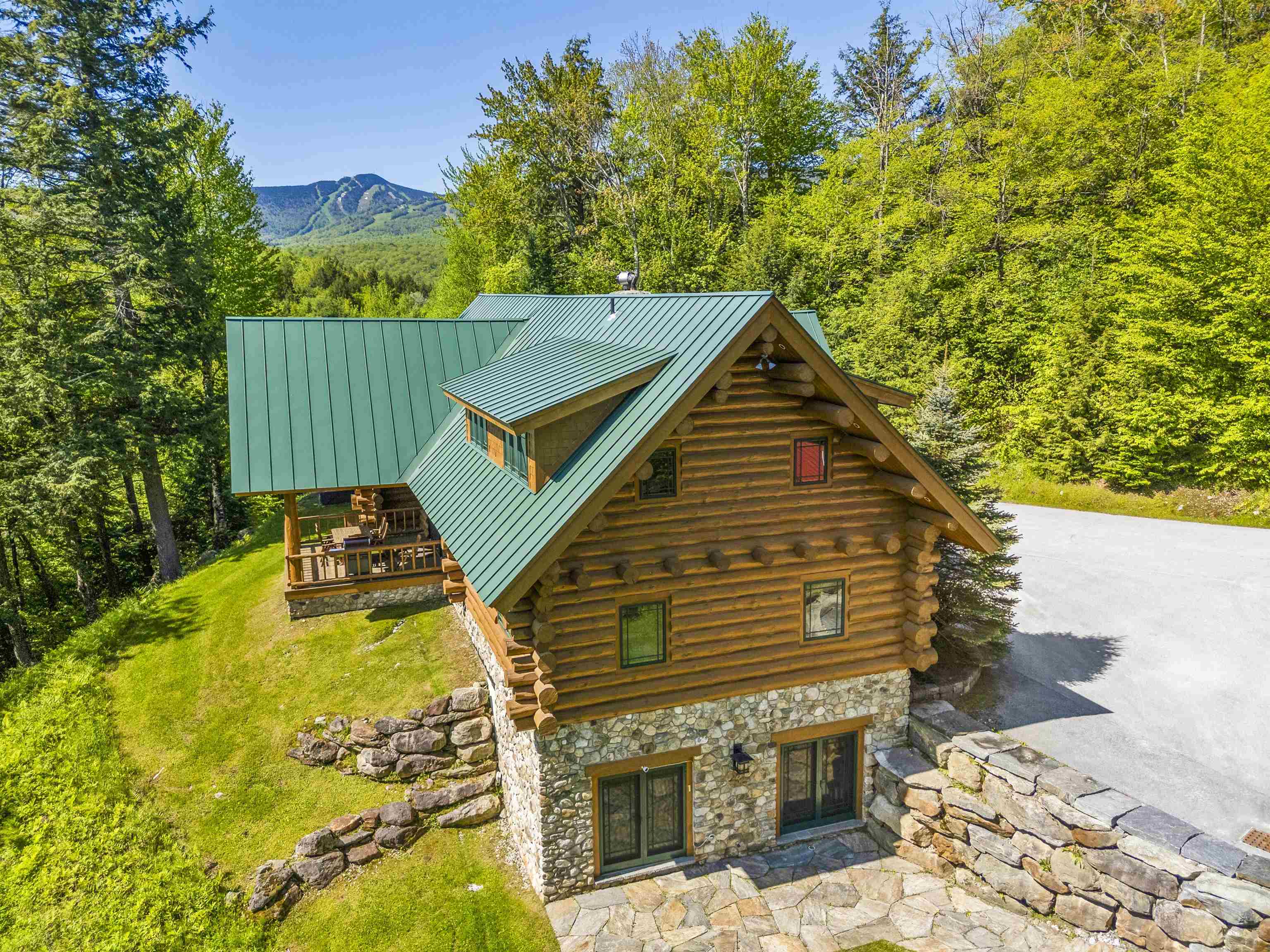 695 Tanglewood Drive Killington, VT 05751 - Photo 14 of 48 Gallery Image 14