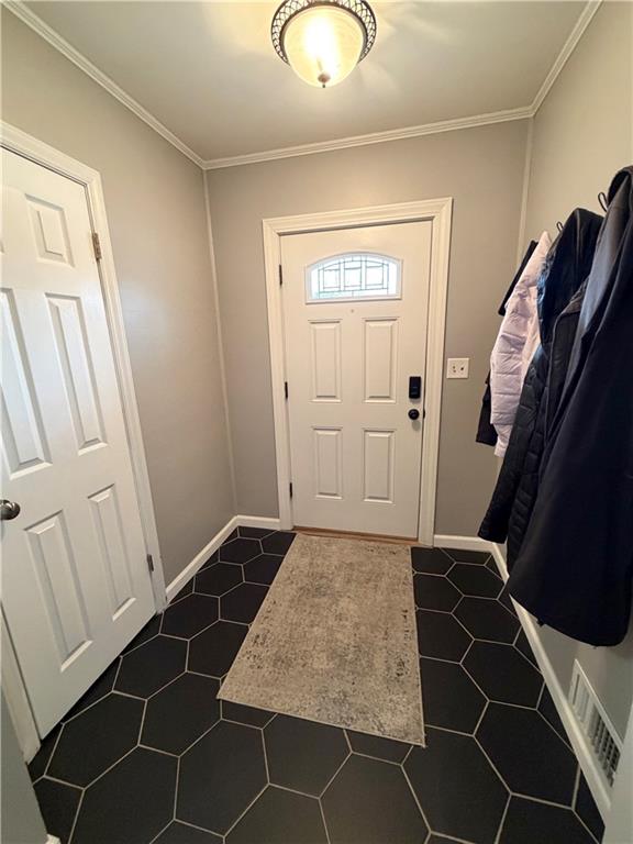 607 West Dakota Street Butler, MO 64730 - Photo 3 of 32