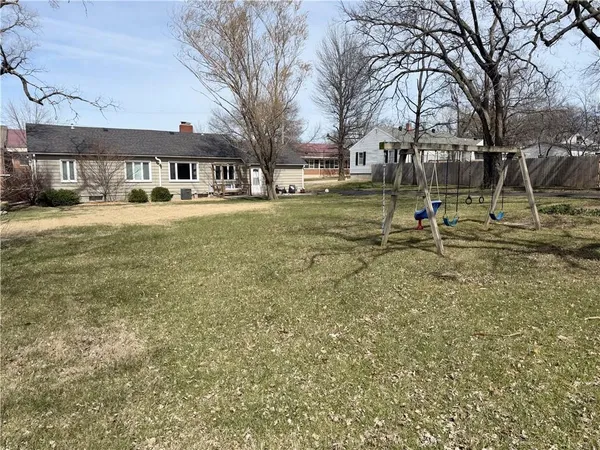 $229,000 | 607 West Dakota Street, Butler, MO 64730