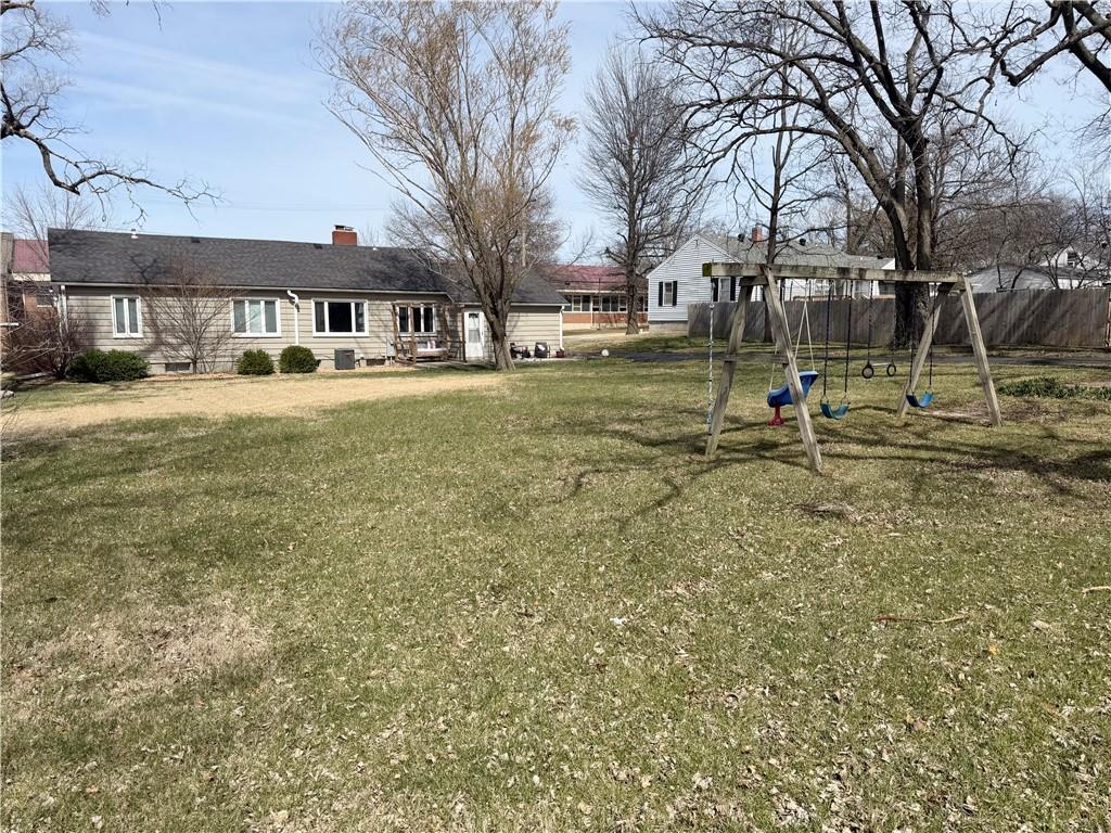 607 West Dakota Street Butler, MO 64730 - Photo 31 of 32