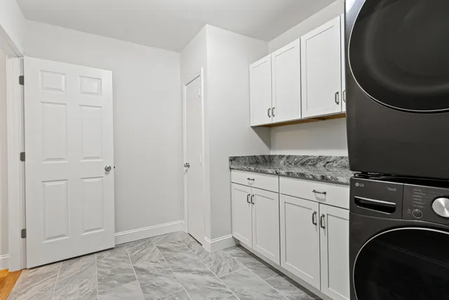 $585,000 | 4 Blueberry Avenue, Saco, ME 04072