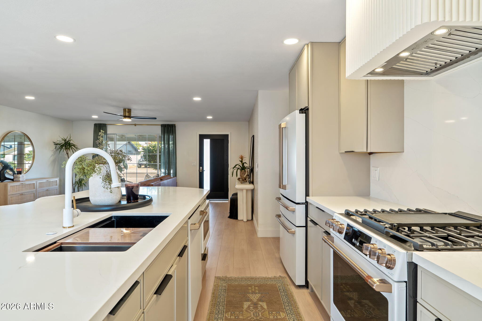 7255 East Coronado Road Scottsdale, AZ 85257 - Photo 12 of 55 Gas range