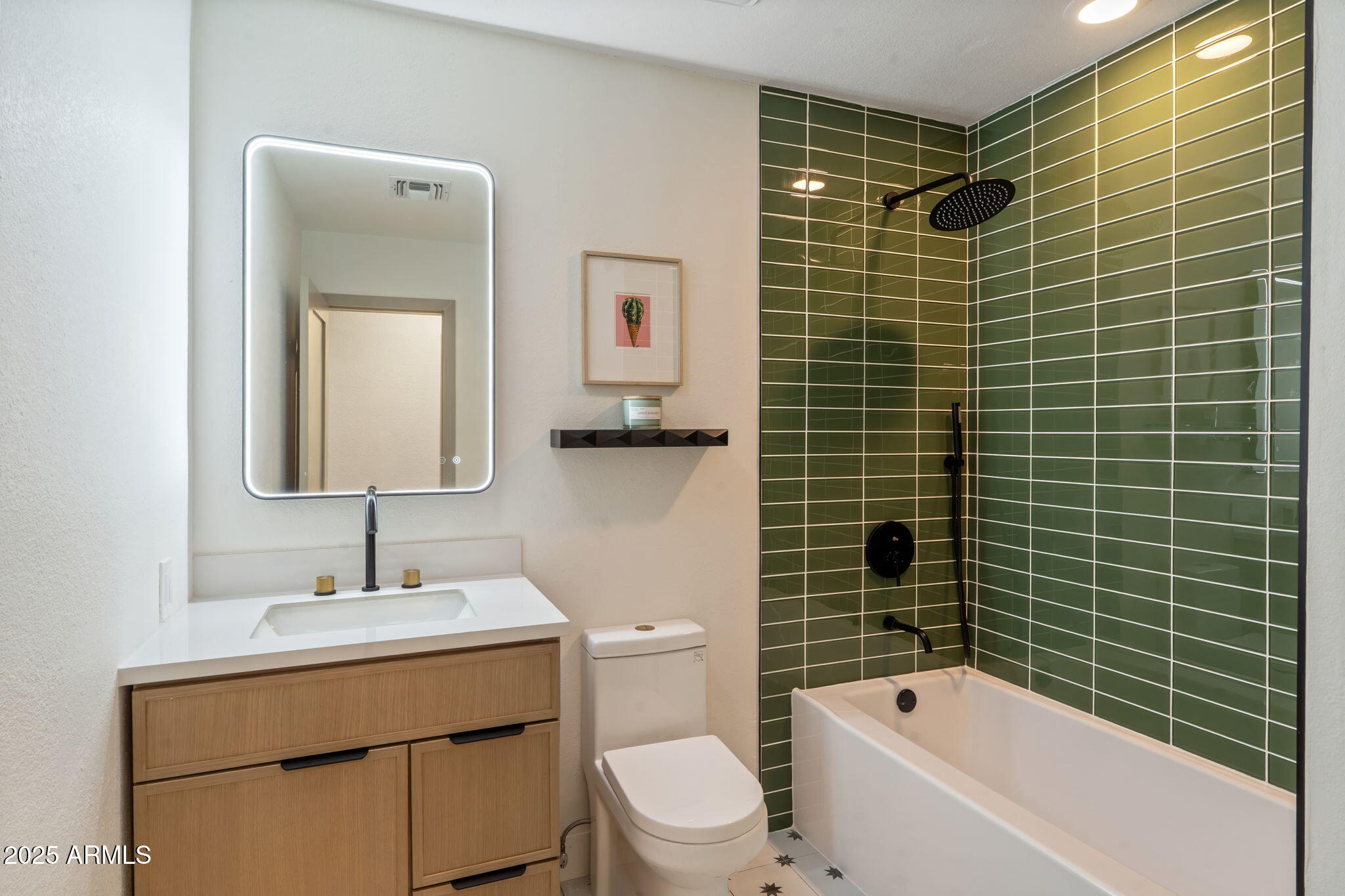 7255 East Coronado Road Scottsdale, AZ 85257 - Photo 28 of 55 Hall Bath