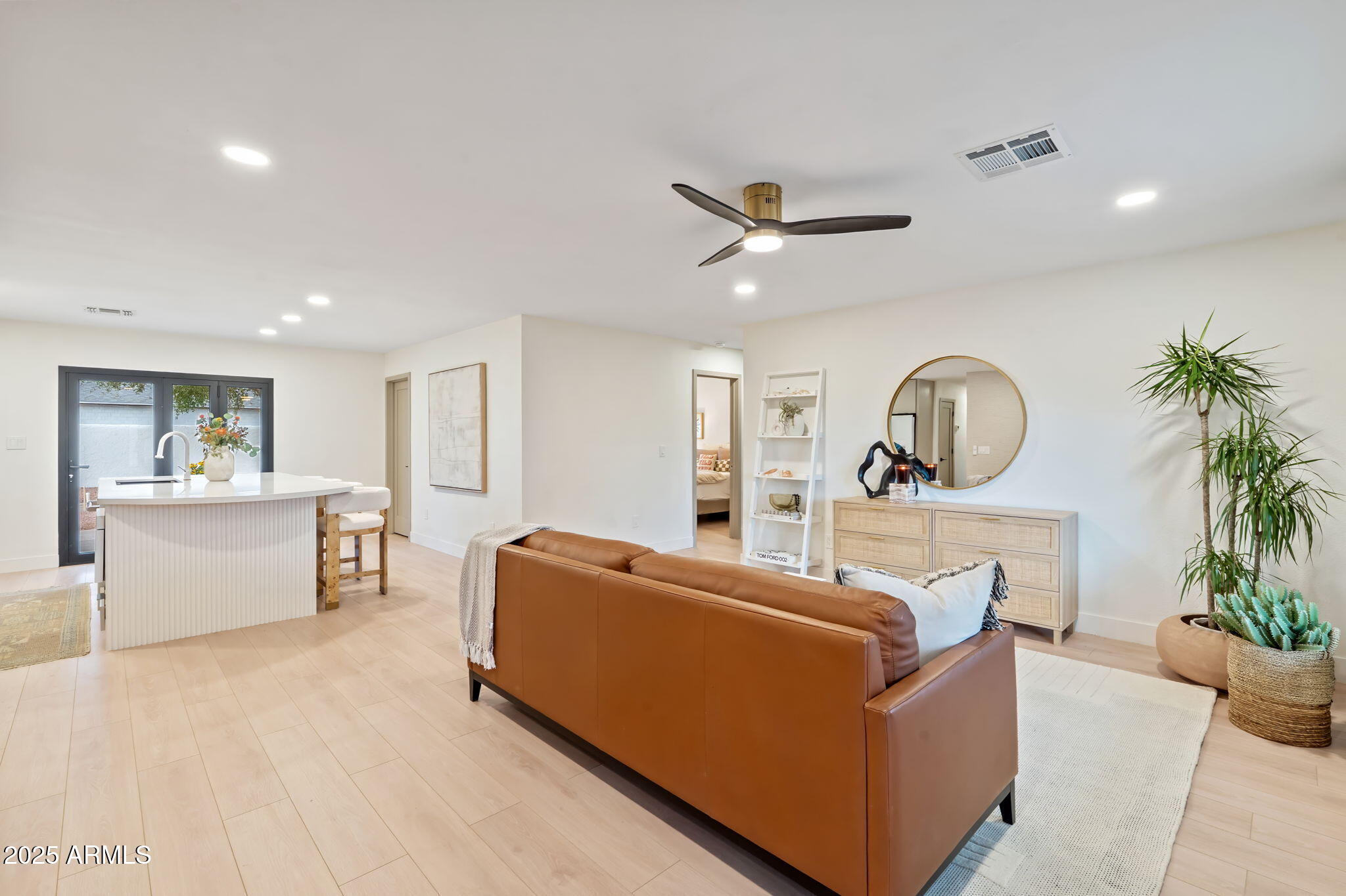 7255 East Coronado Road Scottsdale, AZ 85257 - Photo 7 of 55 a living room with furniture