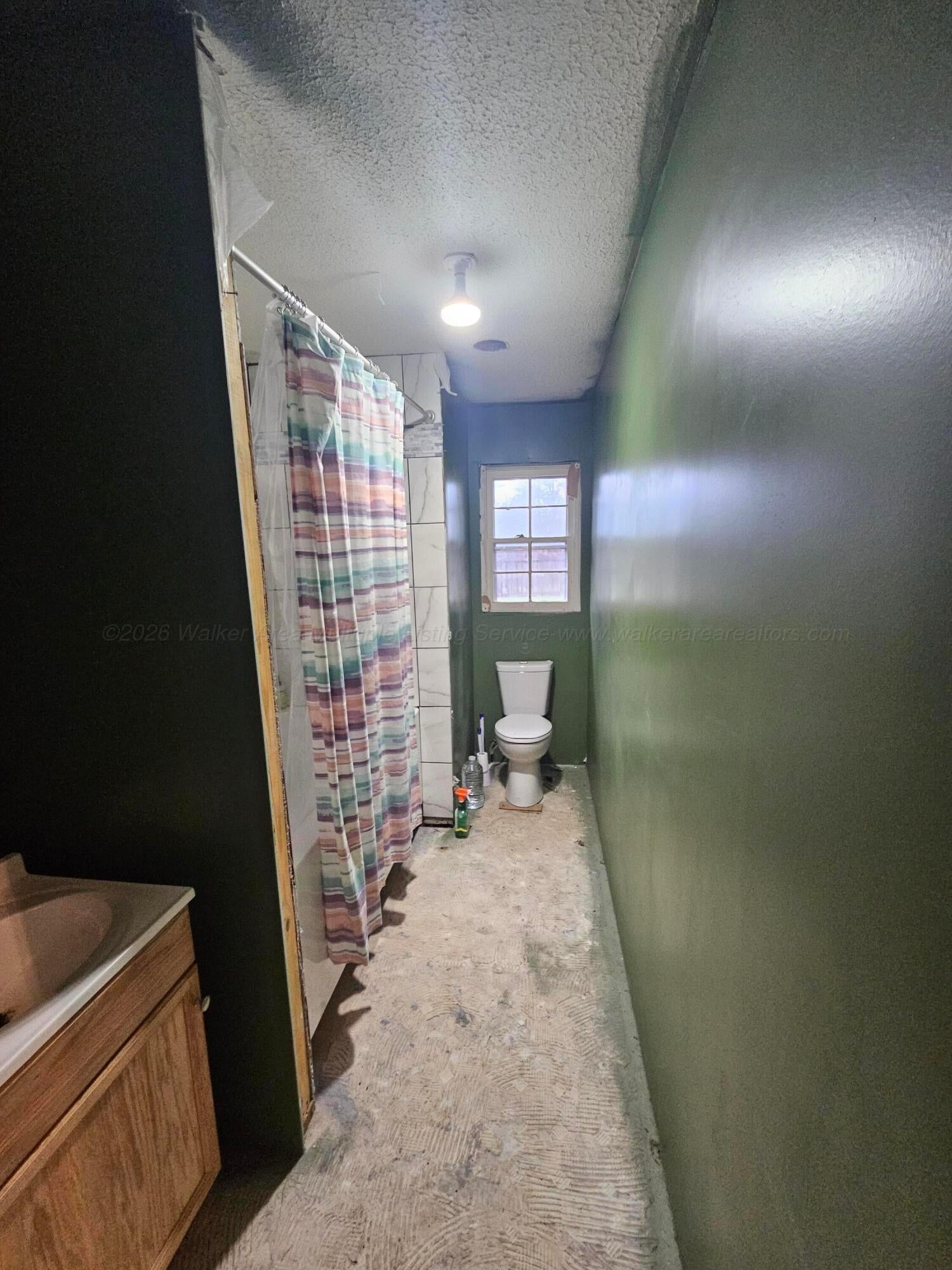 215 Crescent Road Aliceville, AL 35442 - Photo 11 of 16 20260110_142651