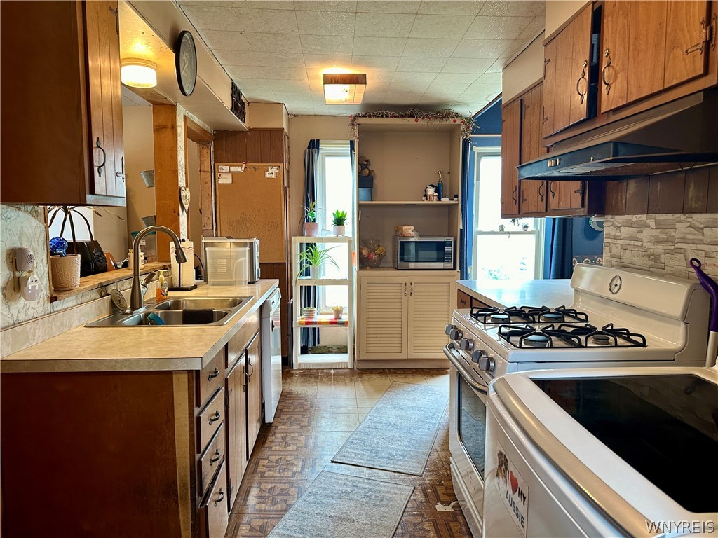 5 Watkins Avenue Perry, NY 14530 - Photo 8 of 20 Kitchen