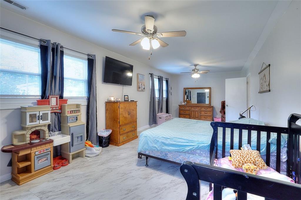 5145 Apollo Lane Southwest Lilburn, GA 30047 - Photo 11 of 39