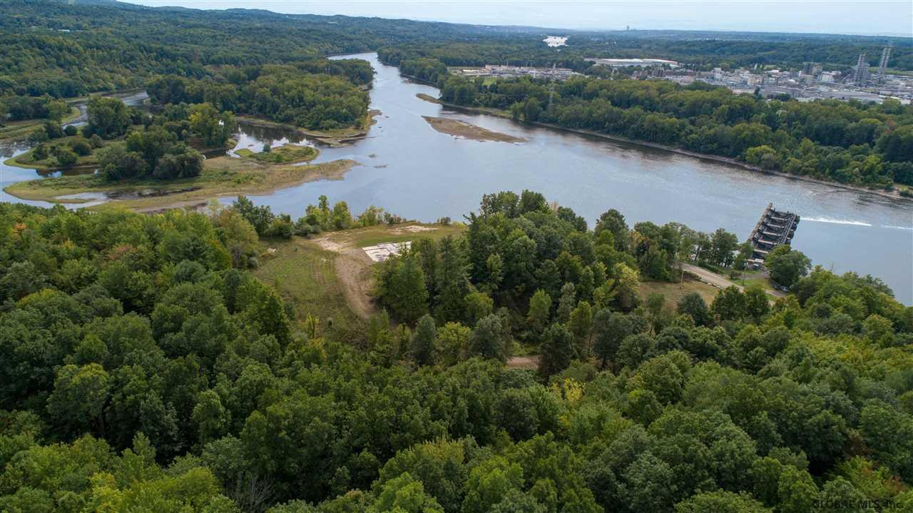 2134 River Road Melrose, NY 12121 - Photo 10 of 37 Photo 11
