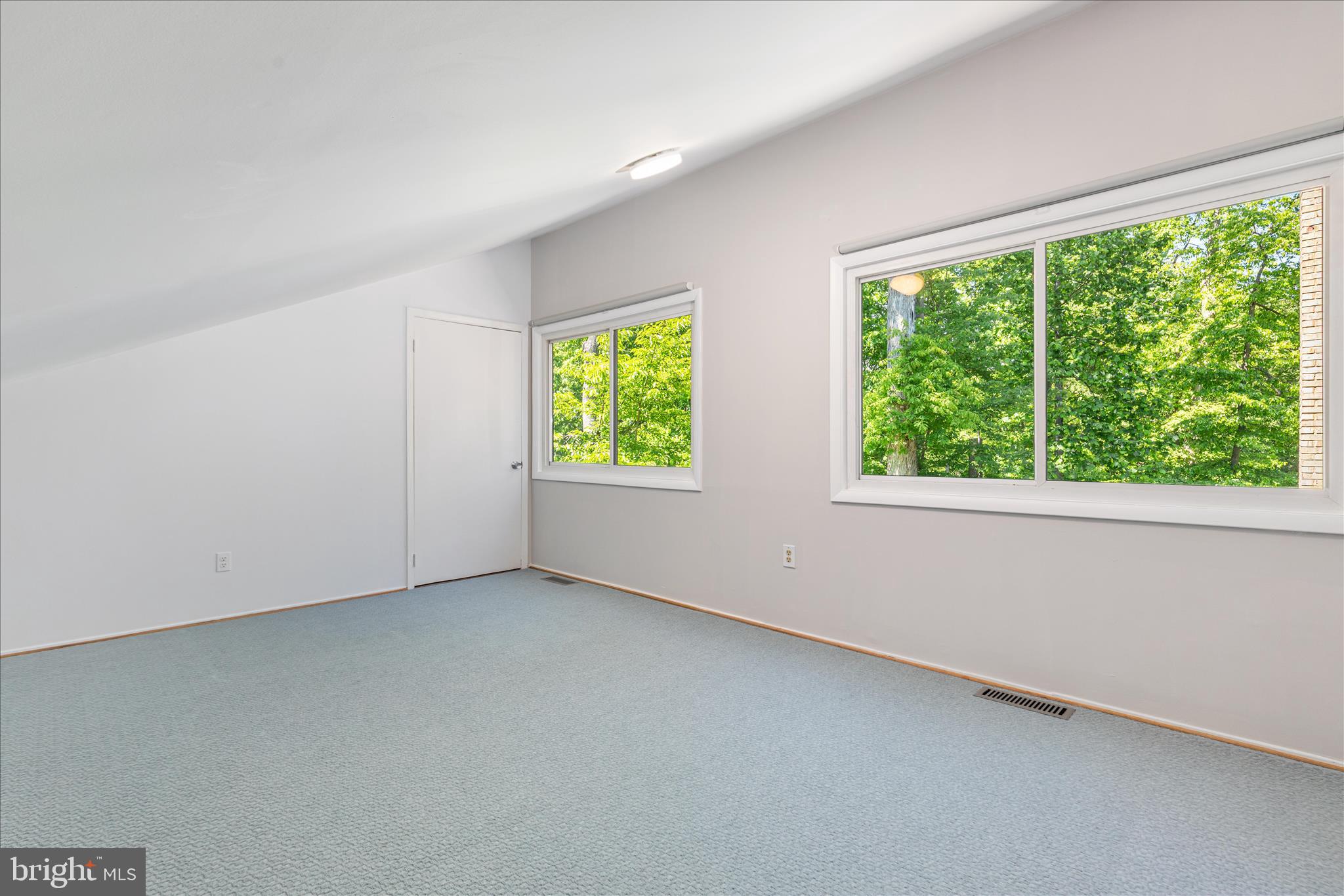 12108 Quorn Lane Reston, VA 20191 - Photo 29 of 91 Bedroom #4 | Upper Level