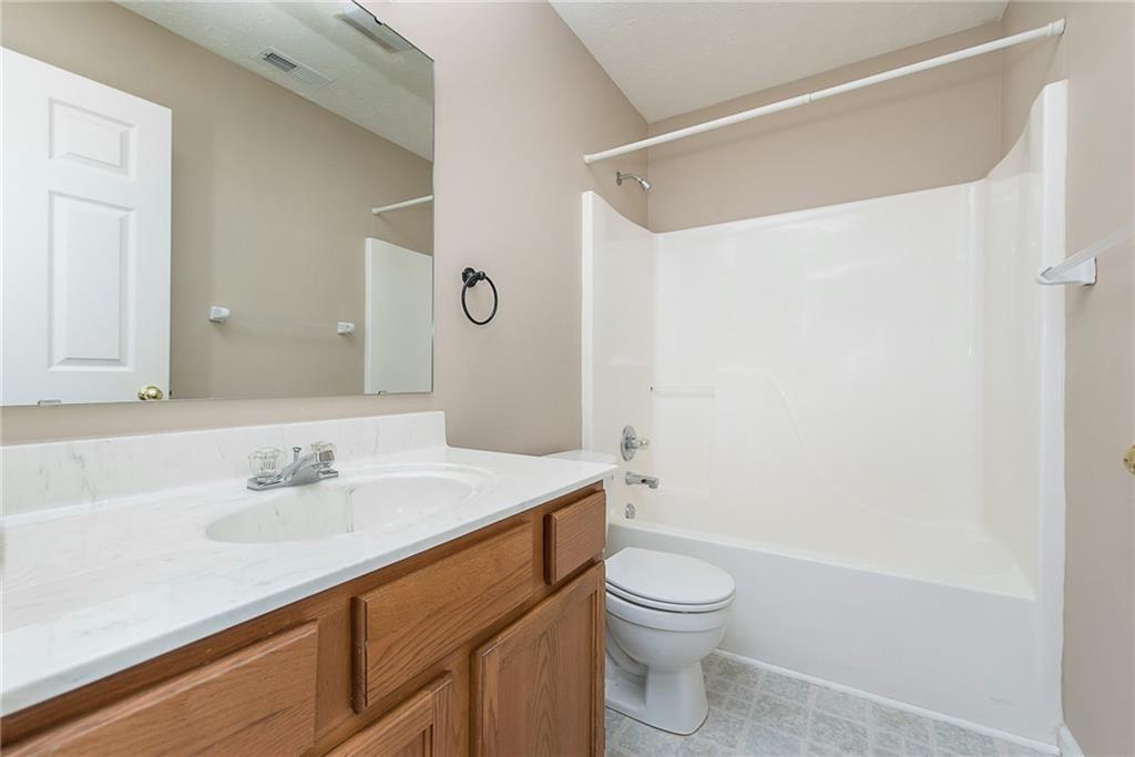 5638 Decatur Ridge Drive Indianapolis, IN 46221 - Photo 22 of 28