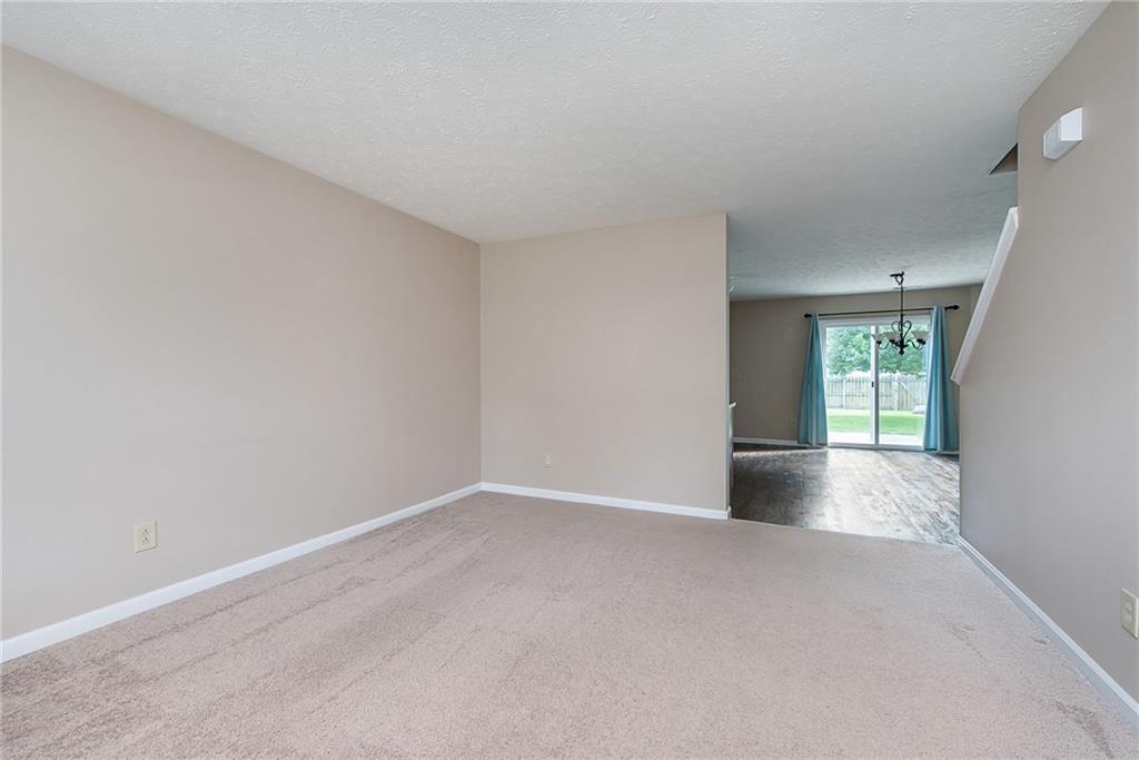 5638 Decatur Ridge Drive Indianapolis, IN 46221 - Photo 4 of 28