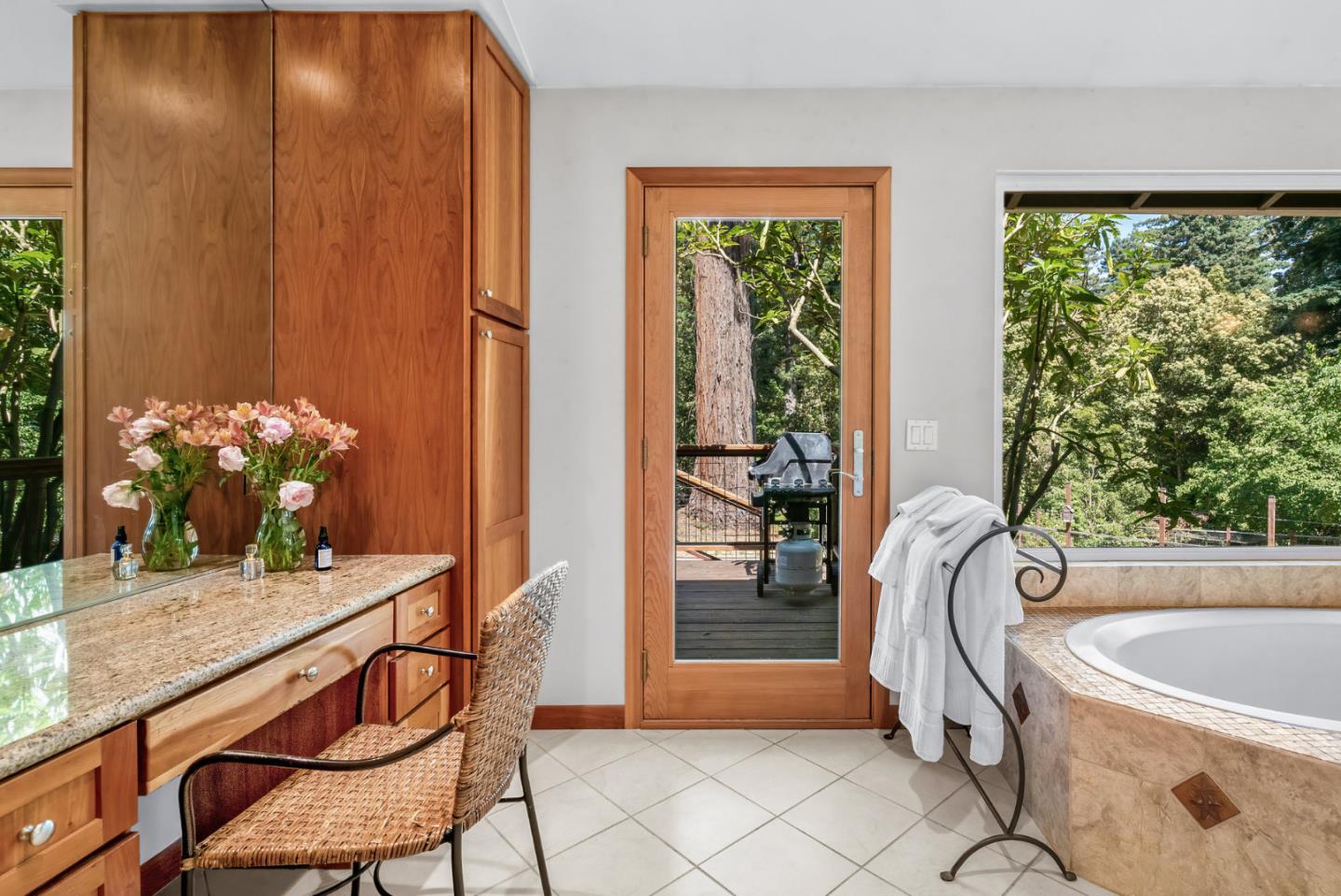 111 Carter Road Santa Cruz, CA 95060 - Photo 27 of 64 a bath room with a table and a chair
