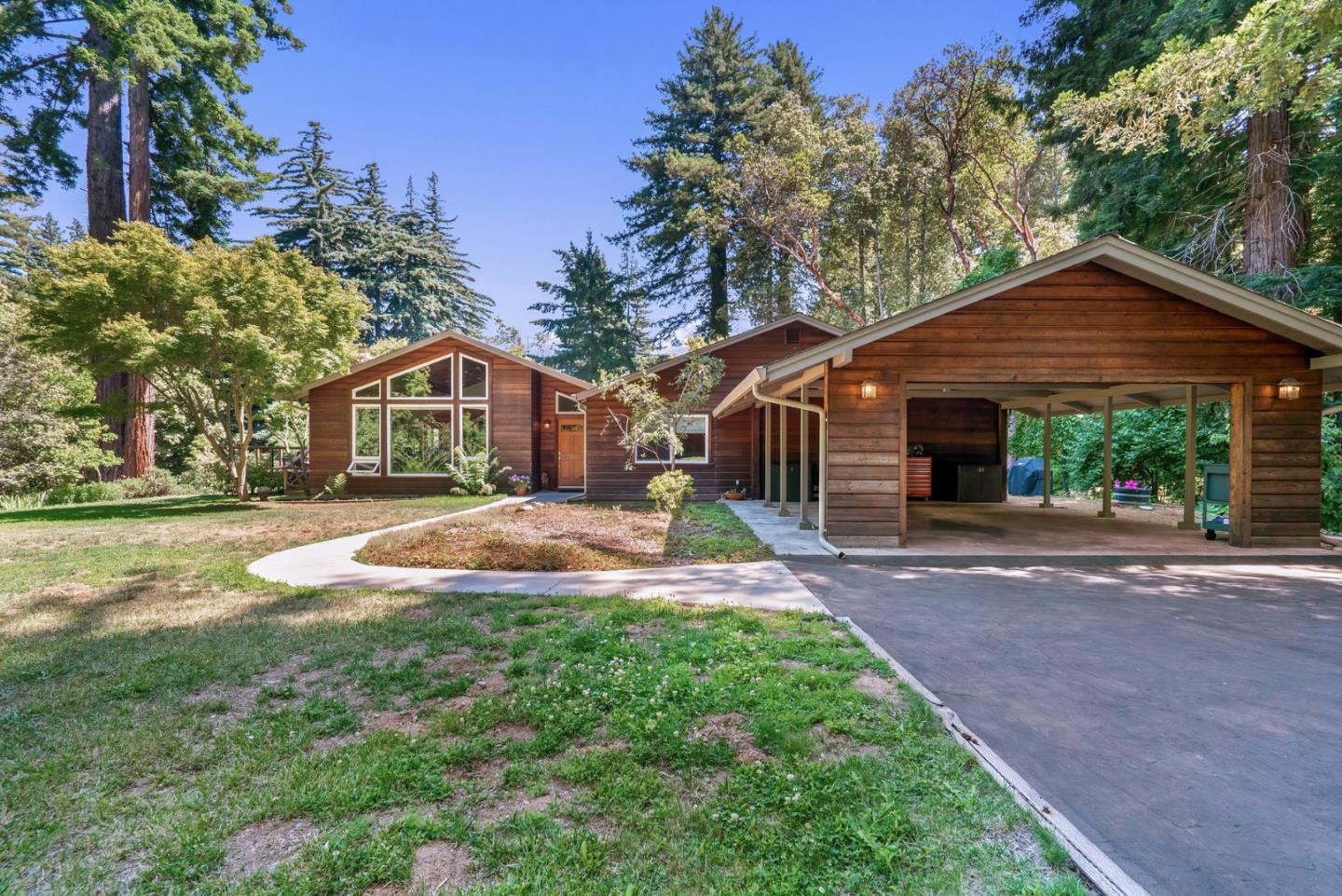 111 Carter Road Santa Cruz, CA 95060 - Photo 60 of 64 a front view of a house with a yard