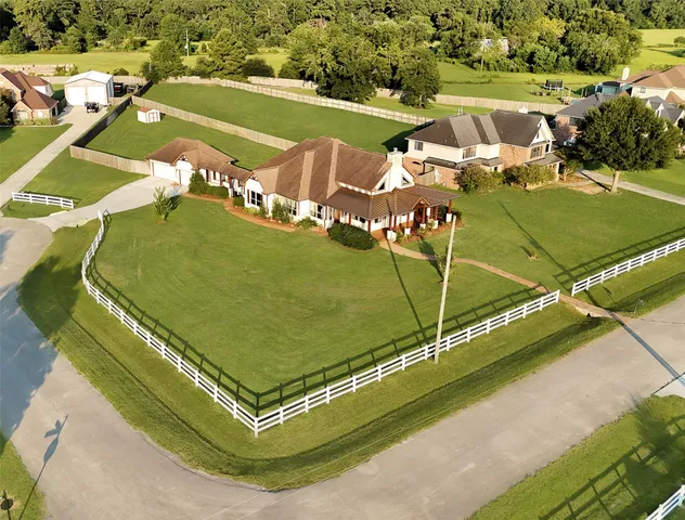 $700,000 | 32227 Tall Oaks Way, Magnolia, TX 77354