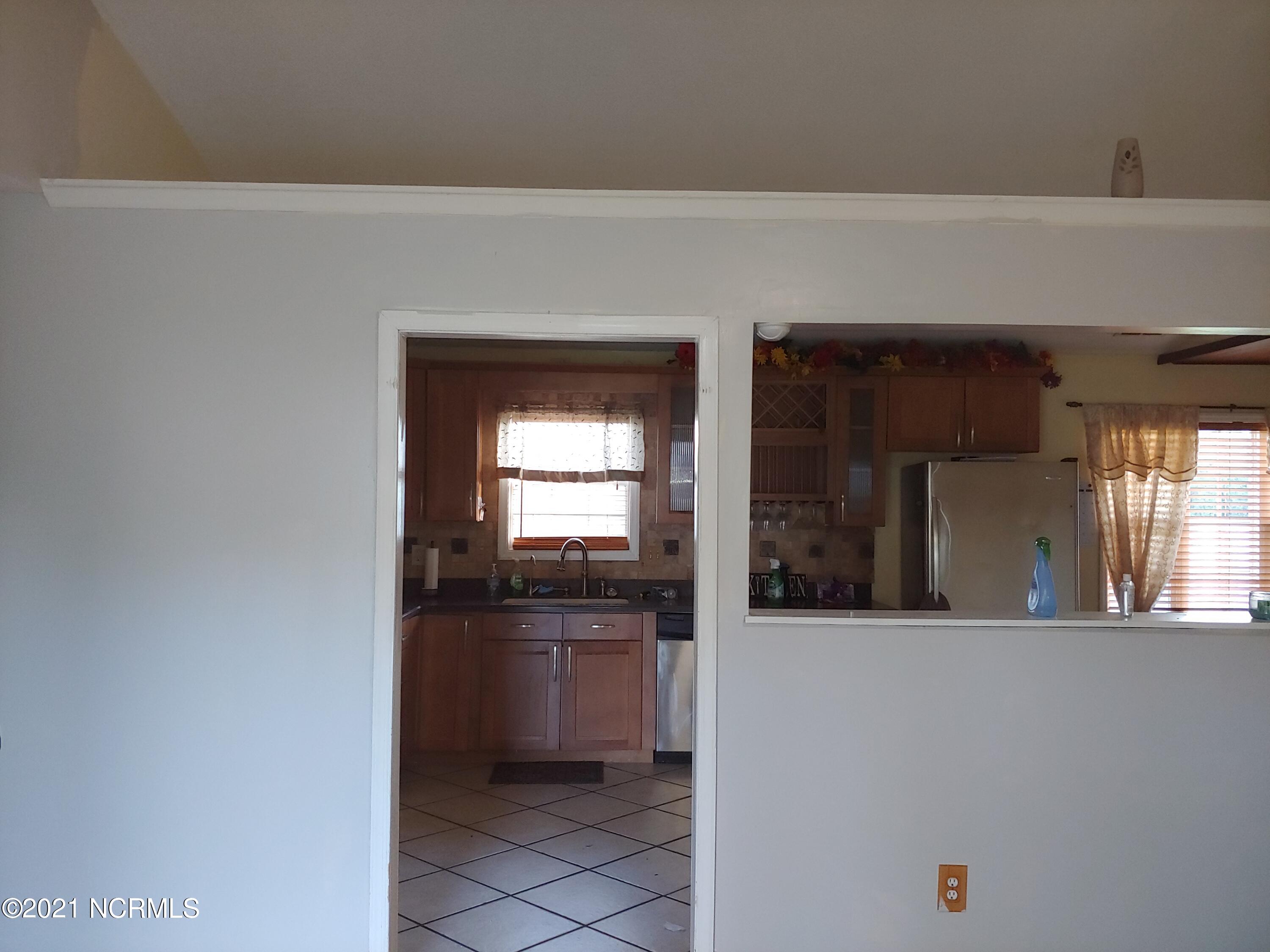 202 Parnell Road Hubert, NC 28539 - Photo 3 of 20 0924211740a