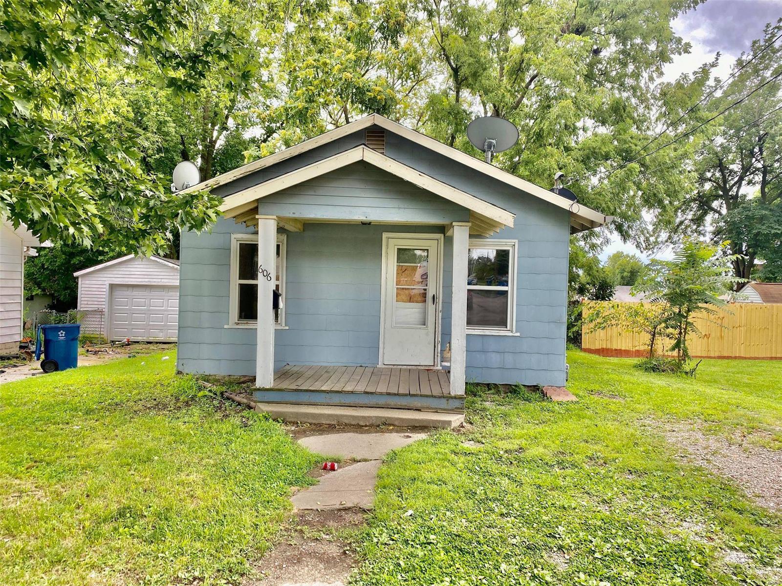 606 Porter Street Alton, IL 62002 - Photo 1 of 9 Gallery Image 1