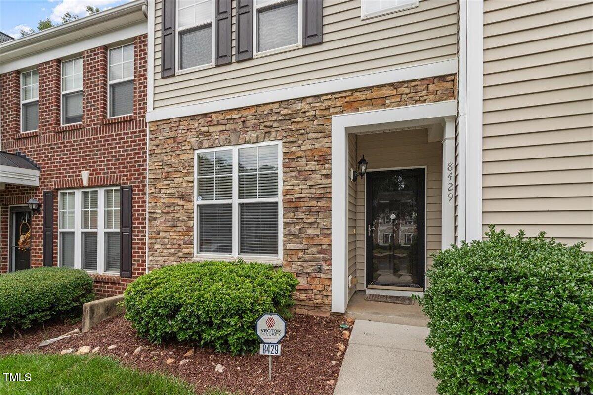 07-8429 Central Dr [2481897]_07