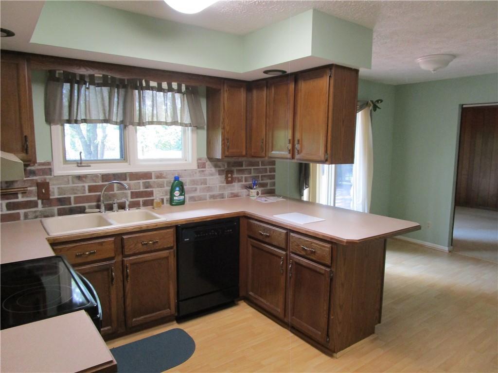 8825 Cheltenham Road Indianapolis, IN 46256 - Photo 22 of 26 Gallery Image 22