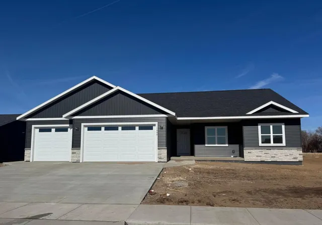 $469,900 | 1161 American Drive, Holmen, WI 54636