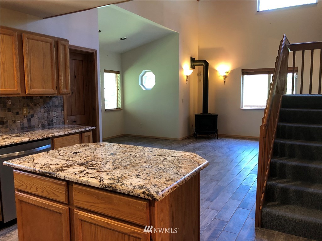 341 Teanaway Terrace Road Cle Elum, WA 98922 - Photo 6 of 22 Gallery Image 6