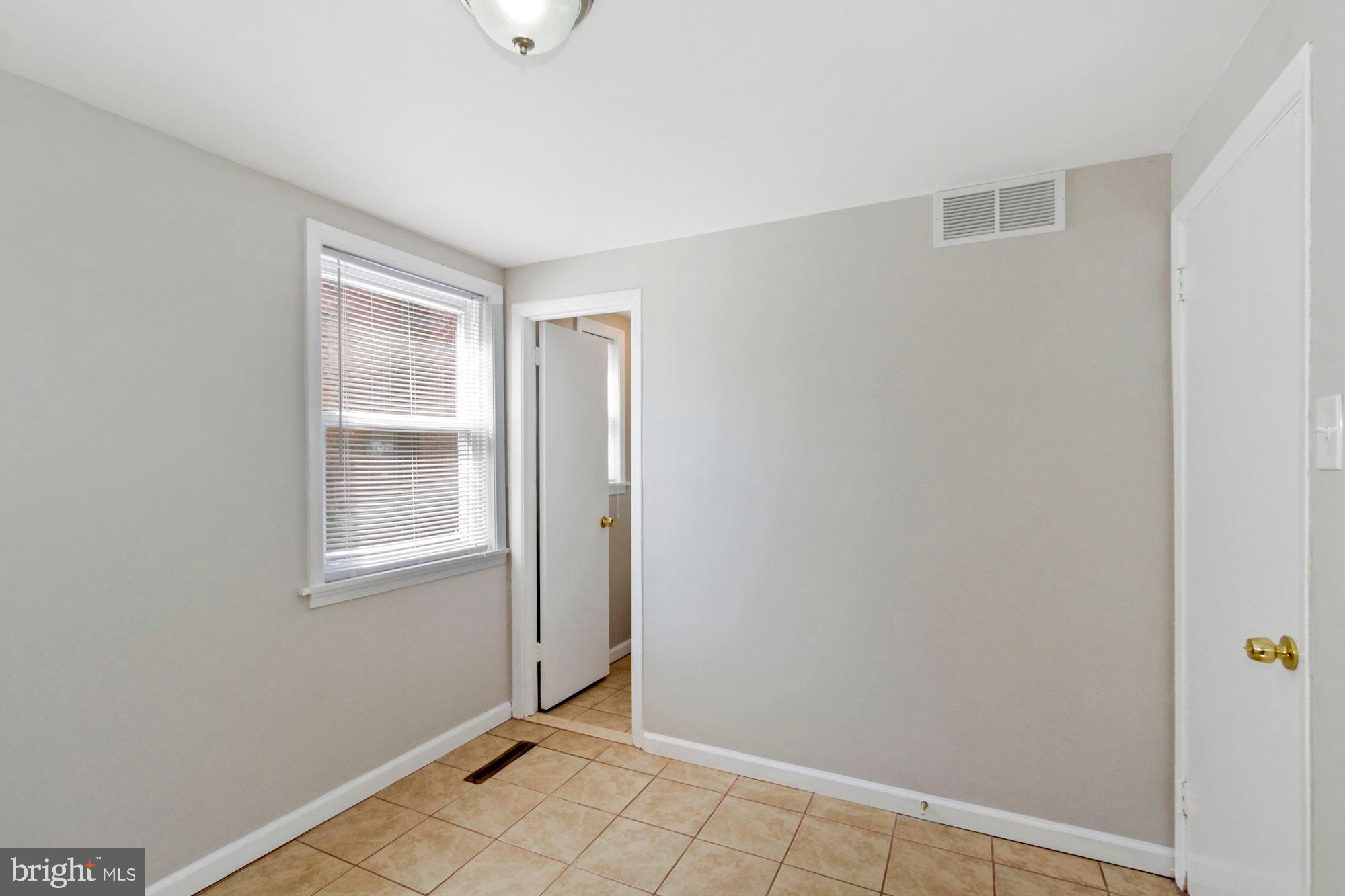 409 W Road Ridley Park, PA 19078 - Photo 11 of 21 First floor office/Third Bedroom
