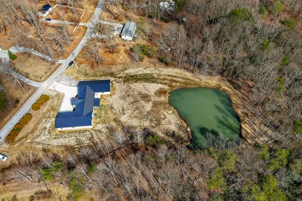 365 Spring Haven Lane Sparta, TN 38583 - Photo 52 of 60 a view of building