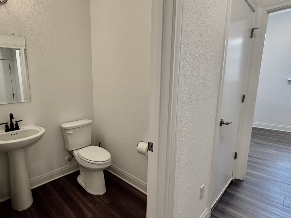 125 Slenderleaf Drive Marble Falls, TX 78654 - Photo 22 of 30 Powder bath!