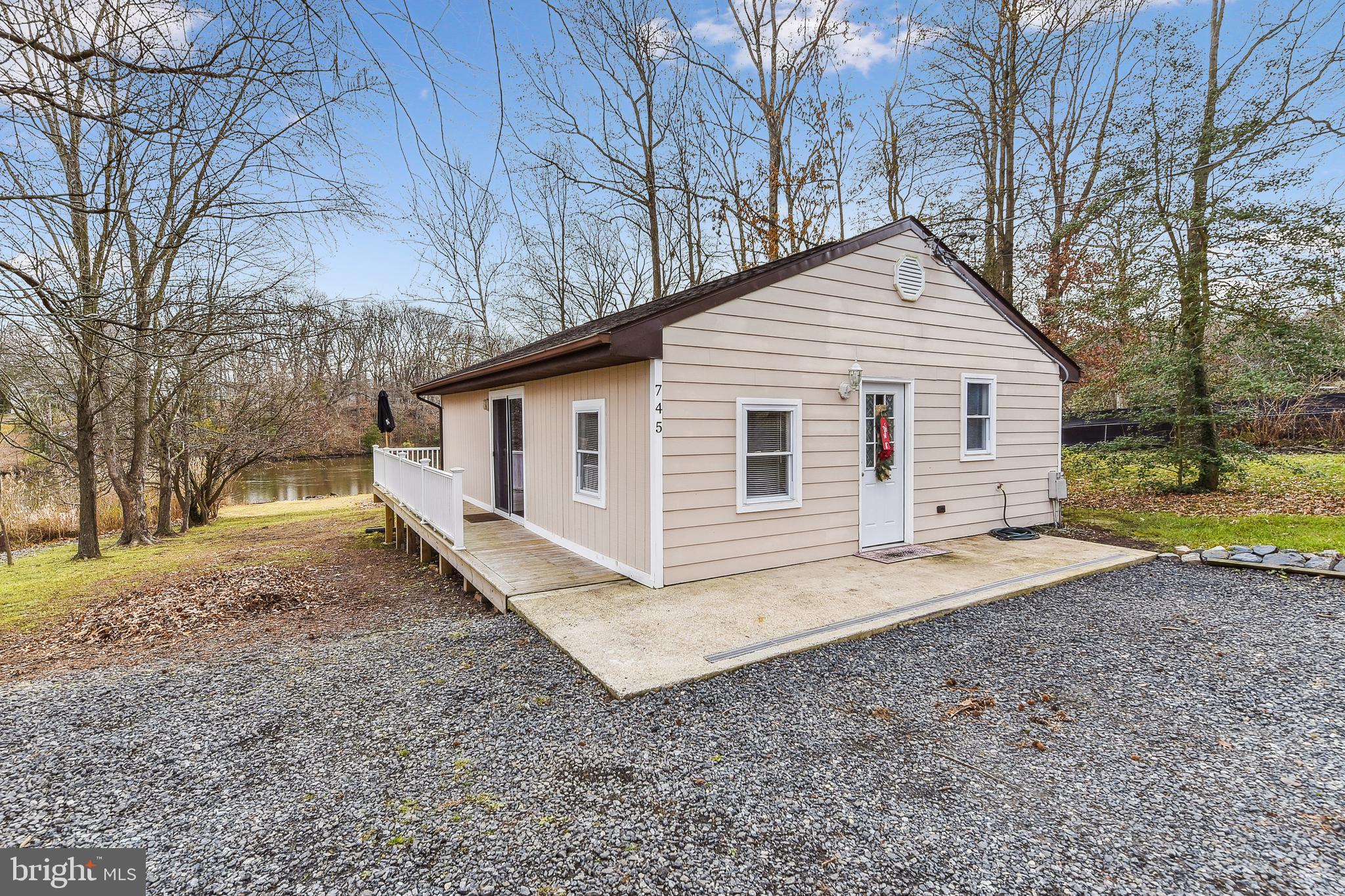745 Powhatan Beach Road Pasadena, MD 21122 - Photo 38 of 46 Gallery Image 38