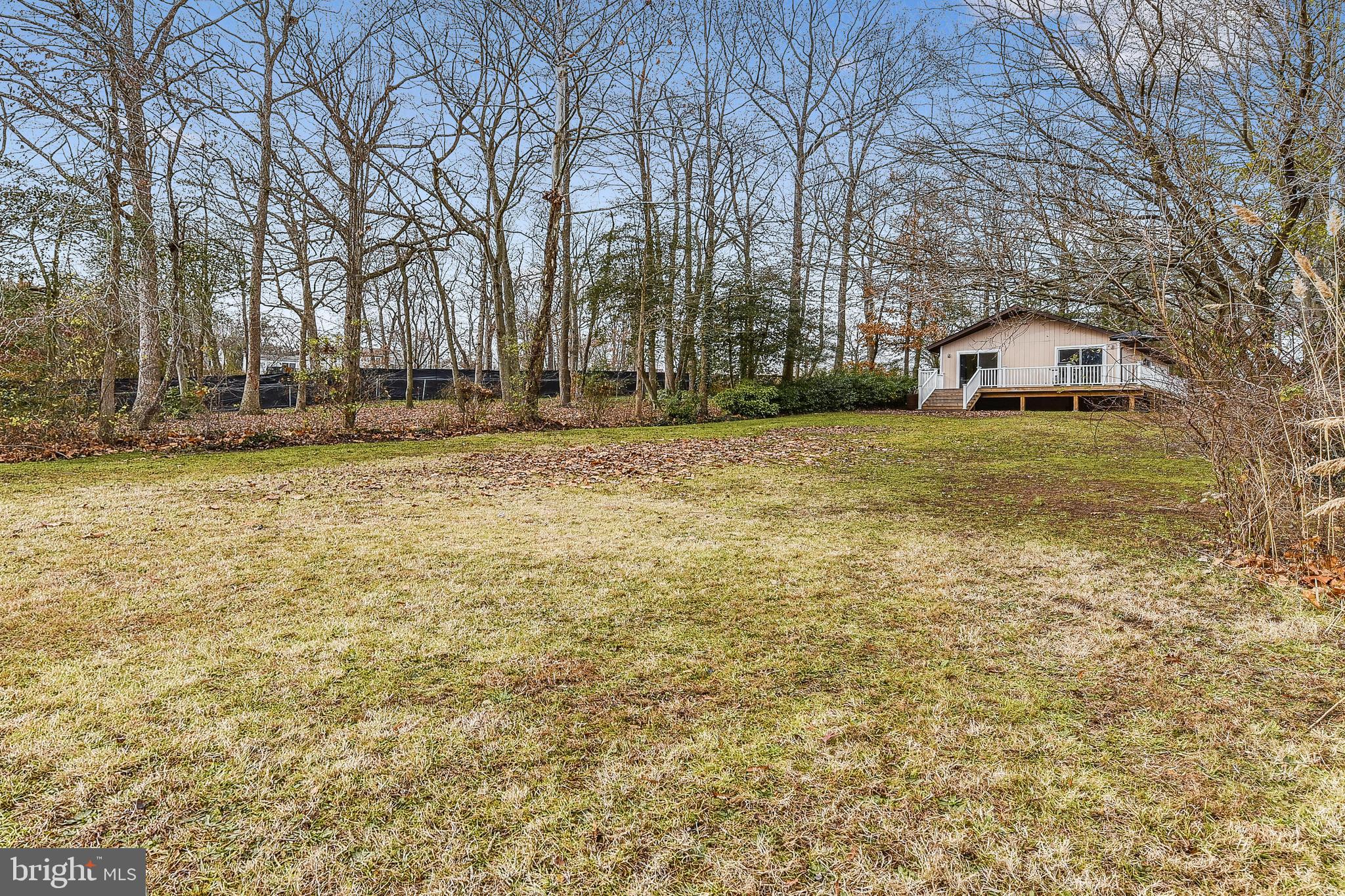 745 Powhatan Beach Road Pasadena, MD 21122 - Photo 39 of 46 Gallery Image 39