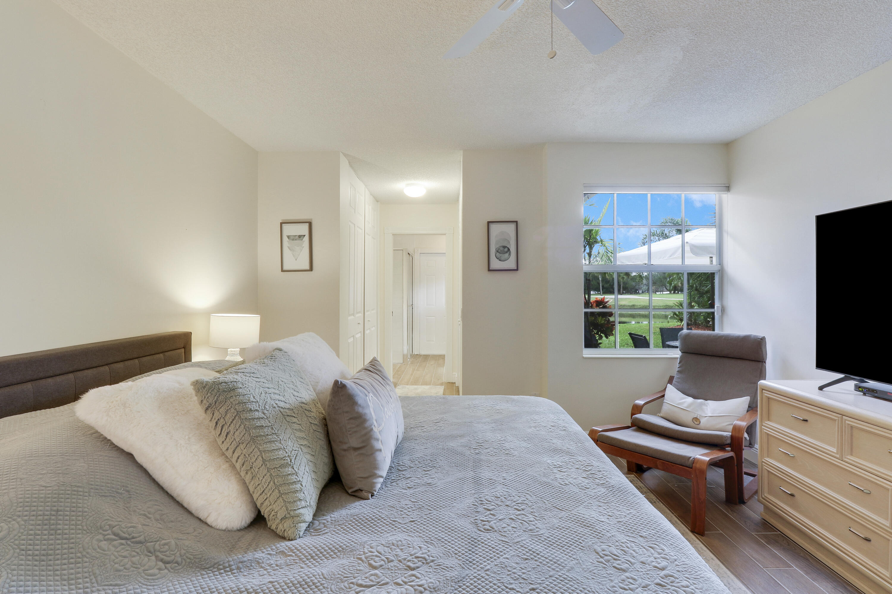 175 Brier Circle Jupiter, FL 33458 - Photo 26 of 39 Master Suite