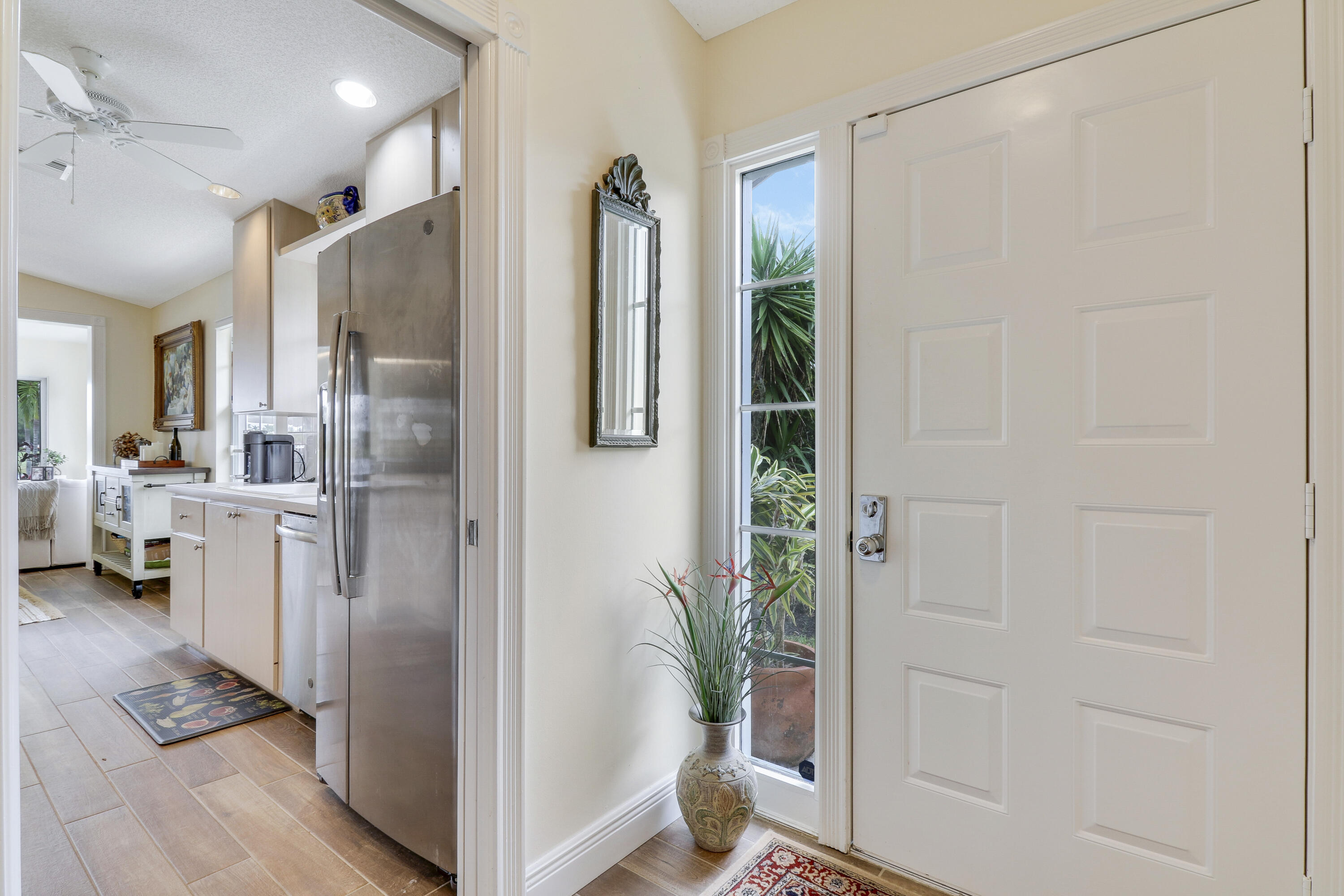 175 Brier Circle Jupiter, FL 33458 - Photo 8 of 39 Foyer Entrance