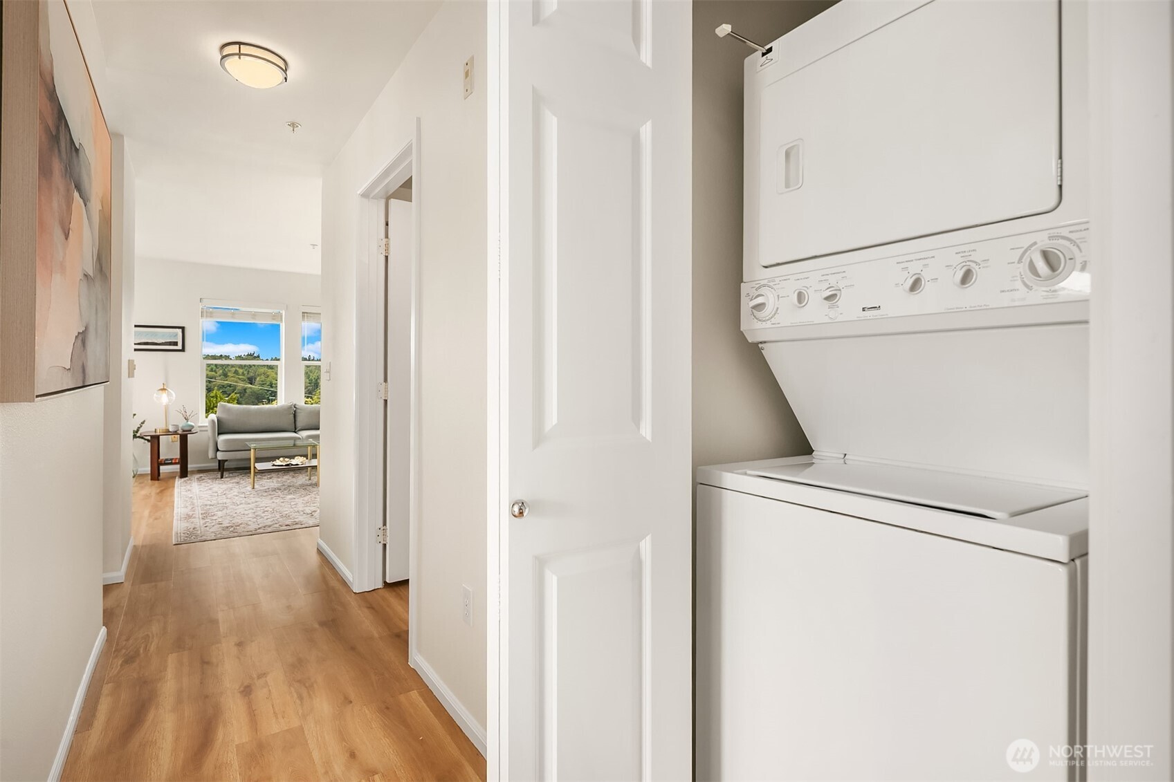 2101 North 55th Street, Unit 312 Seattle, WA 98103 - Photo 15 of 28