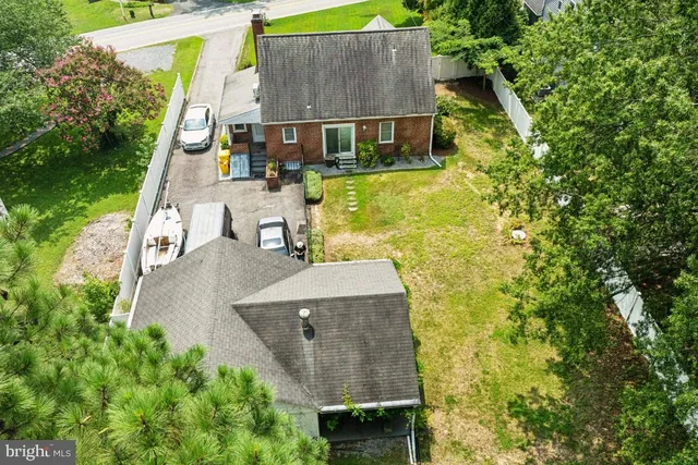 $3,300 | 1026 Turkey Point Road, Edgewater, MD 21037