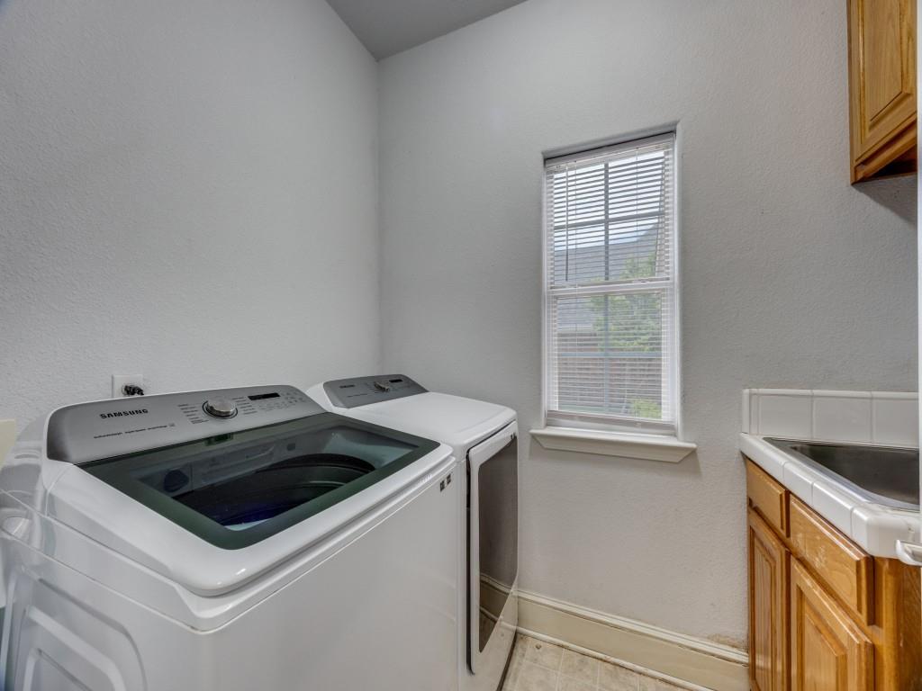 620 Madison Place Sherman, TX 75092 - Photo 13 of 27